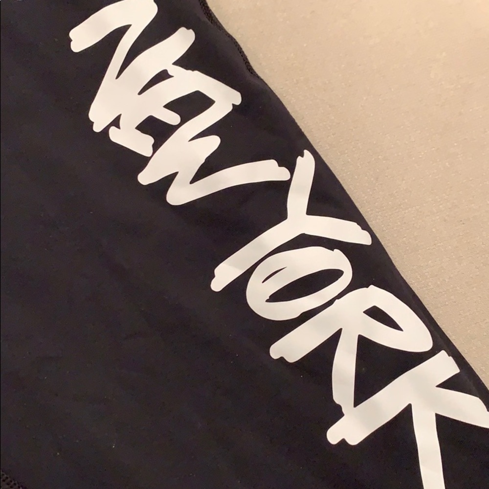 Nike New York Cropped Legging - Picture 2 of 6